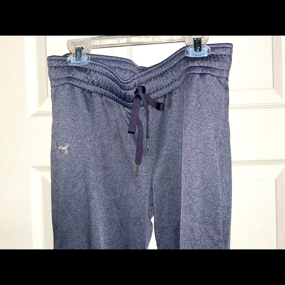 Under armor gray fuzzy sweatpants